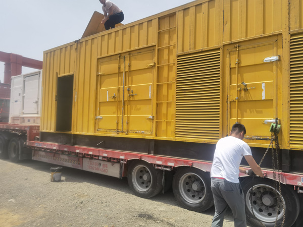 东河除了负载情况和发动机维护,还有哪些因素会影响 200kw 柴油发电机的油耗?